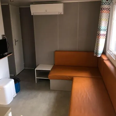 Mobil Premium 6 Personnes Camping *